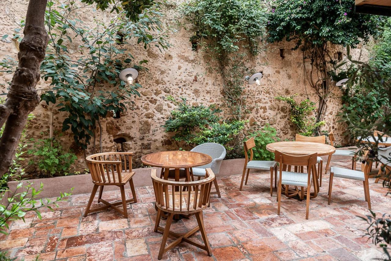 Hotel Off Chania  Bagian luar foto