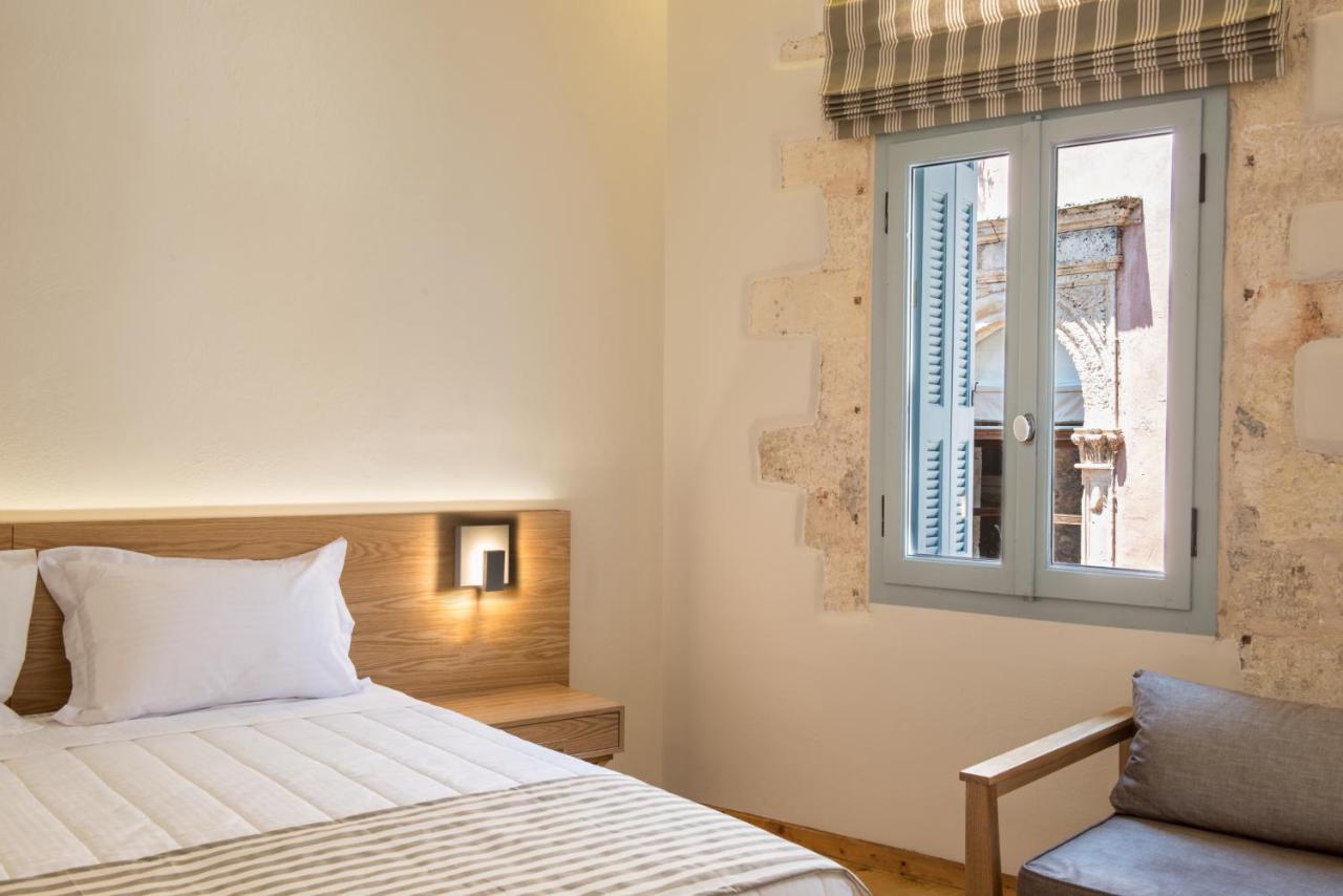 Hotel Off Chania  Bagian luar foto